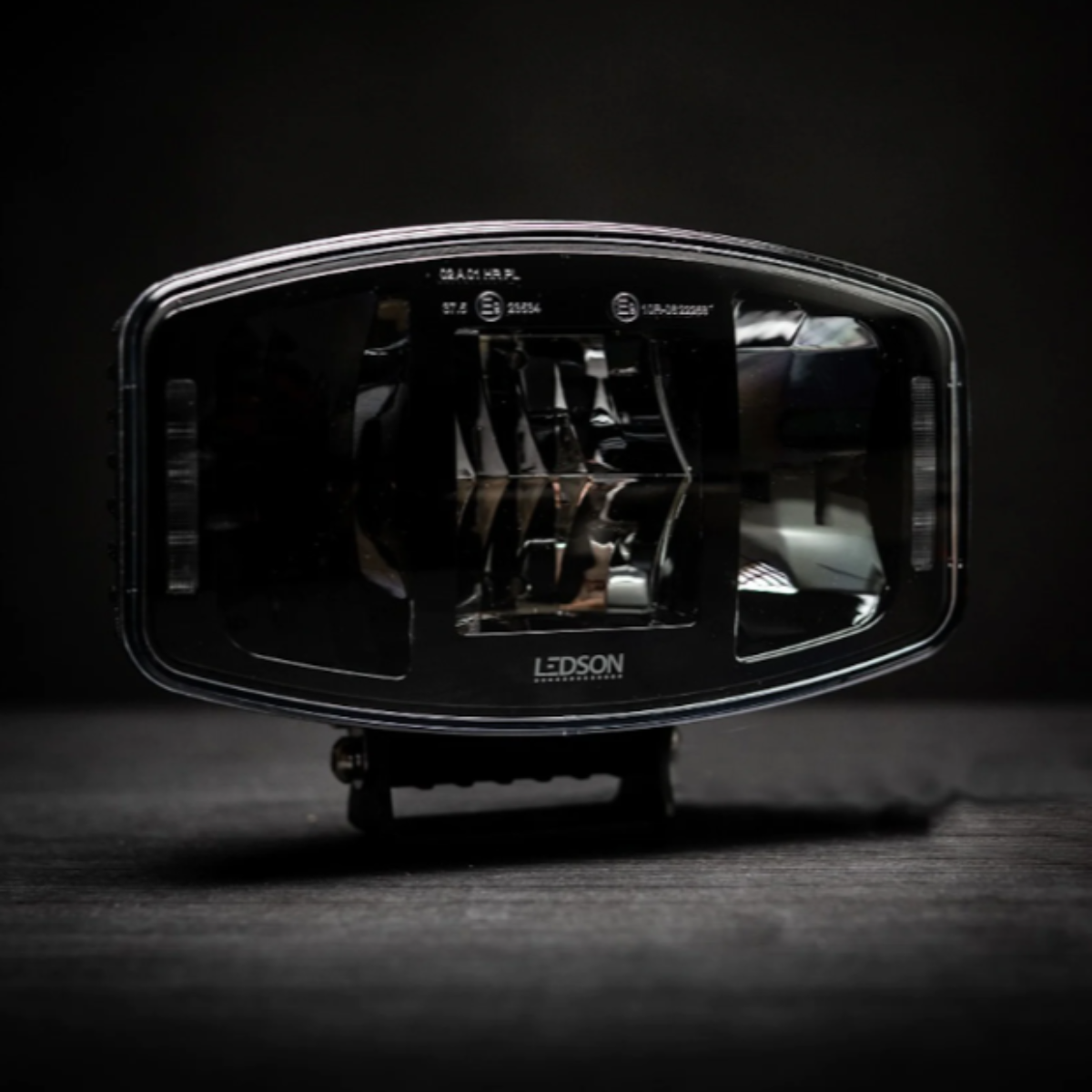 Orion10+ LedSon Spotlight with White | Yellow Position light