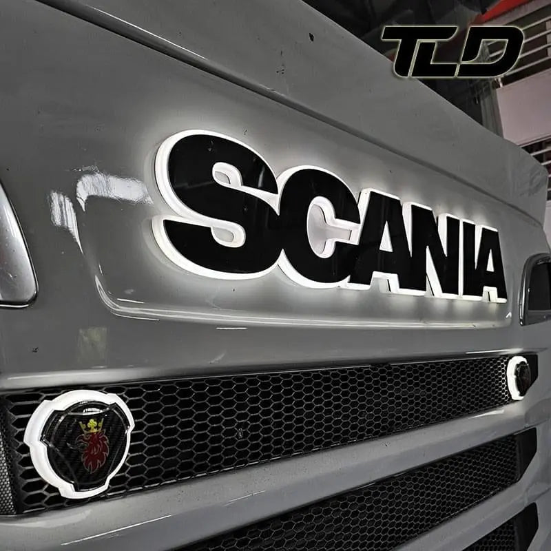 Grille Emblems Carbon Effect Scania Compatible (Copy) Scania