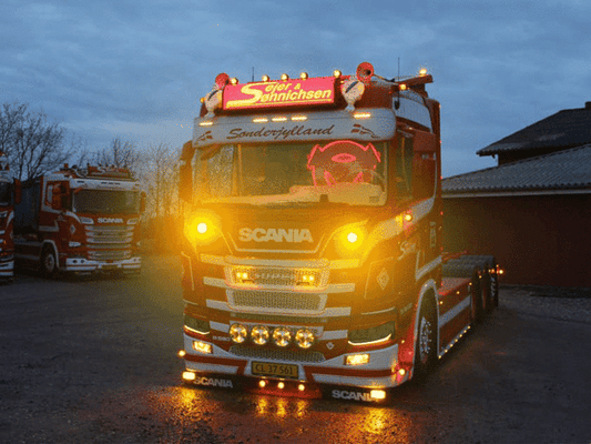 Next-Gen position light for Scania LED high-beam | 2016+ (White/Amber)