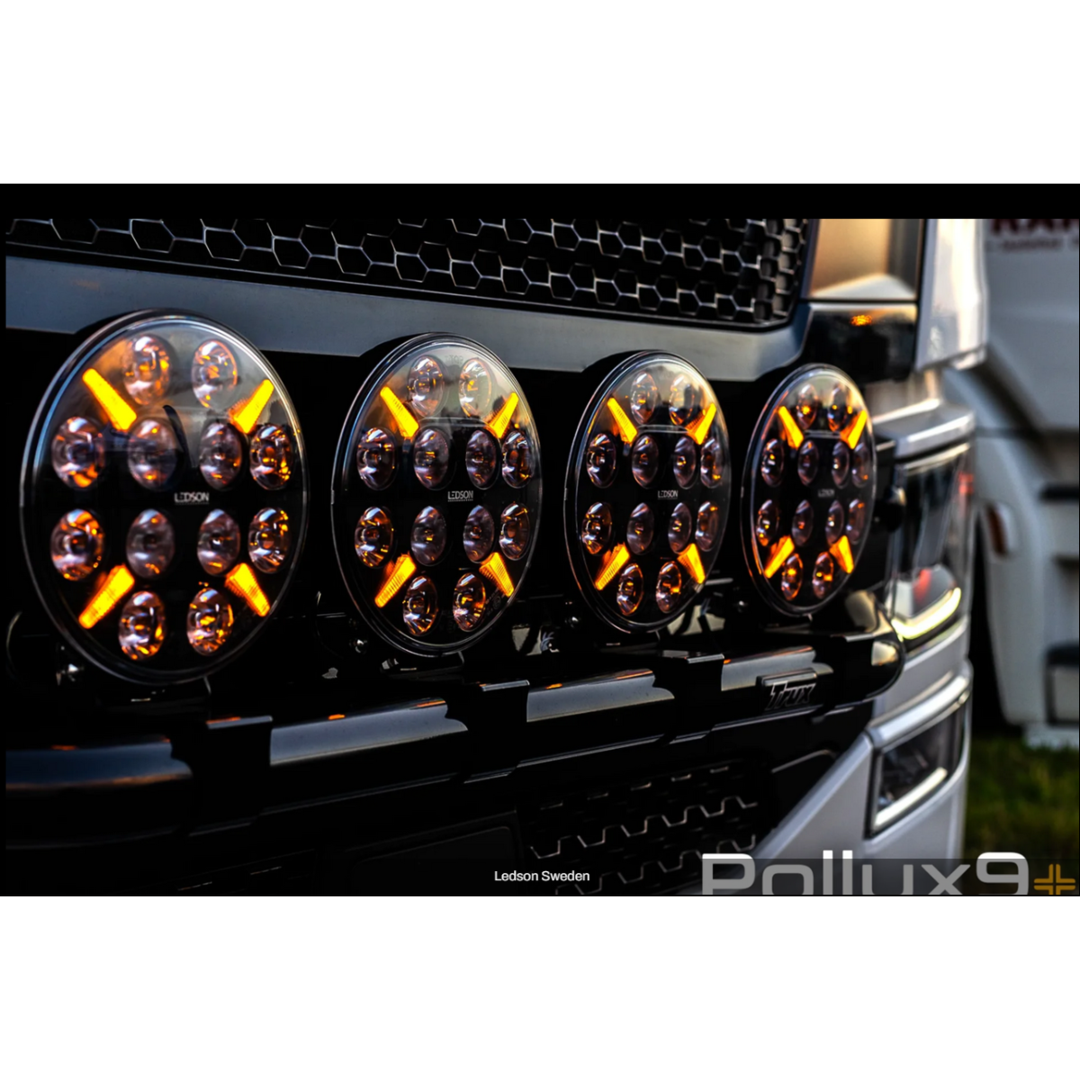 Pollux9+ GEN3 - LedSon Spotlight with White | Yellow Position Light