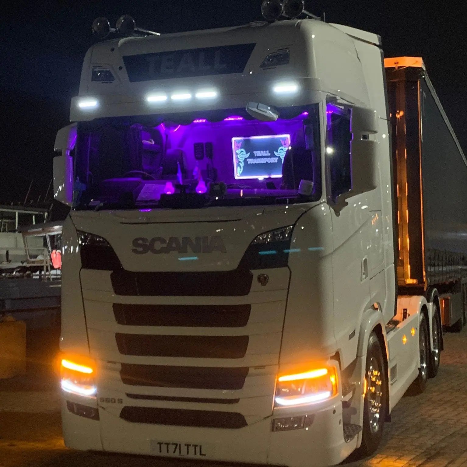 Custom Full Colour Truck / Van Lightboard Custom Designs