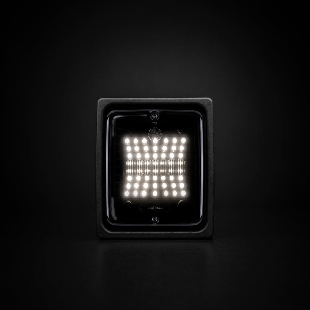 |STRANDS| SQUARE IZE LED (Smoke Lens)