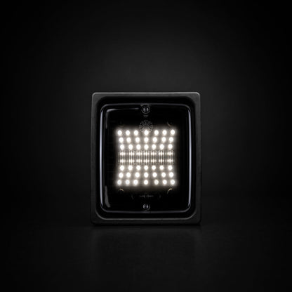 |STRANDS| SQUARE IZE LED (Smoke Lens)