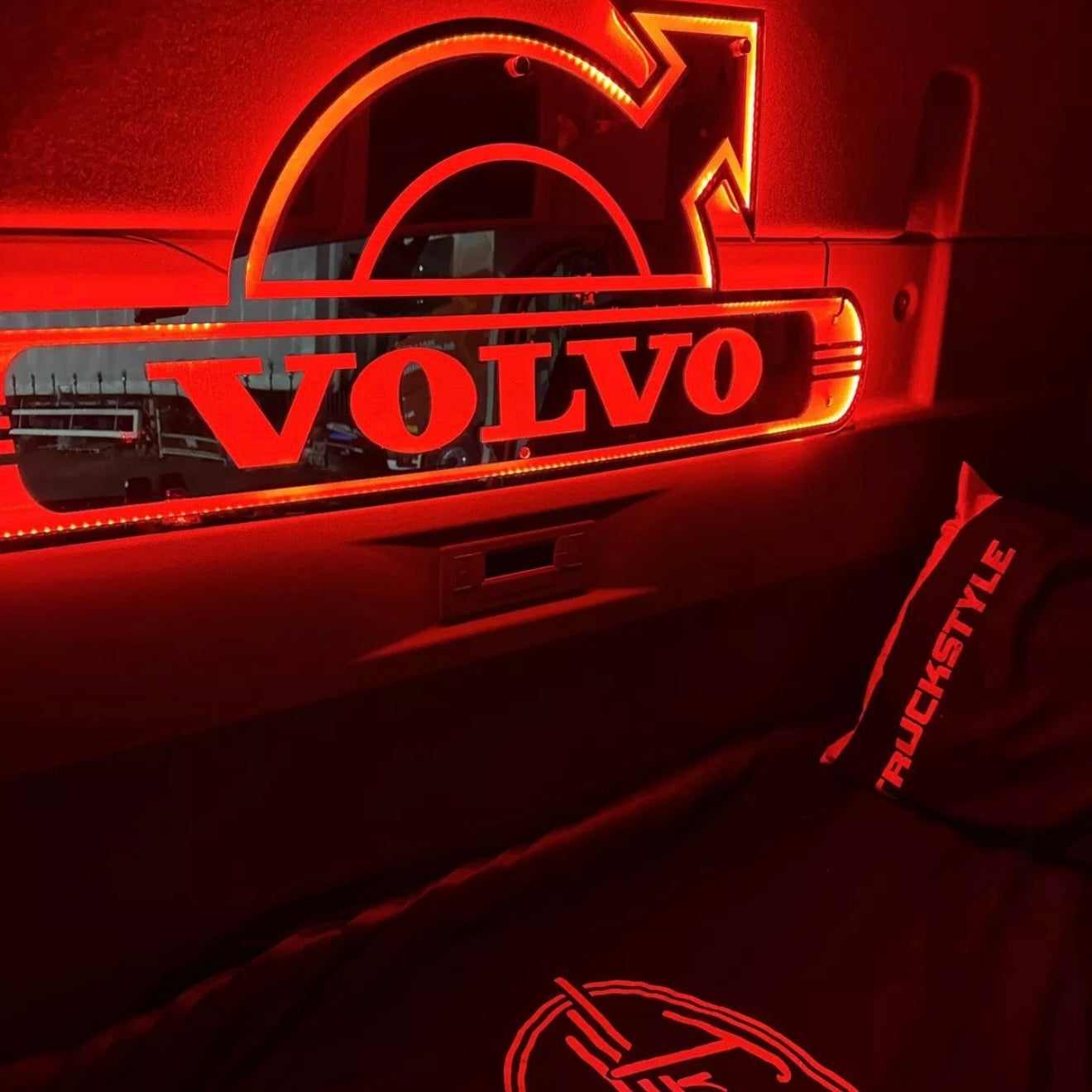 Volvo Truck Bulkhead Mirror 1000x400mm