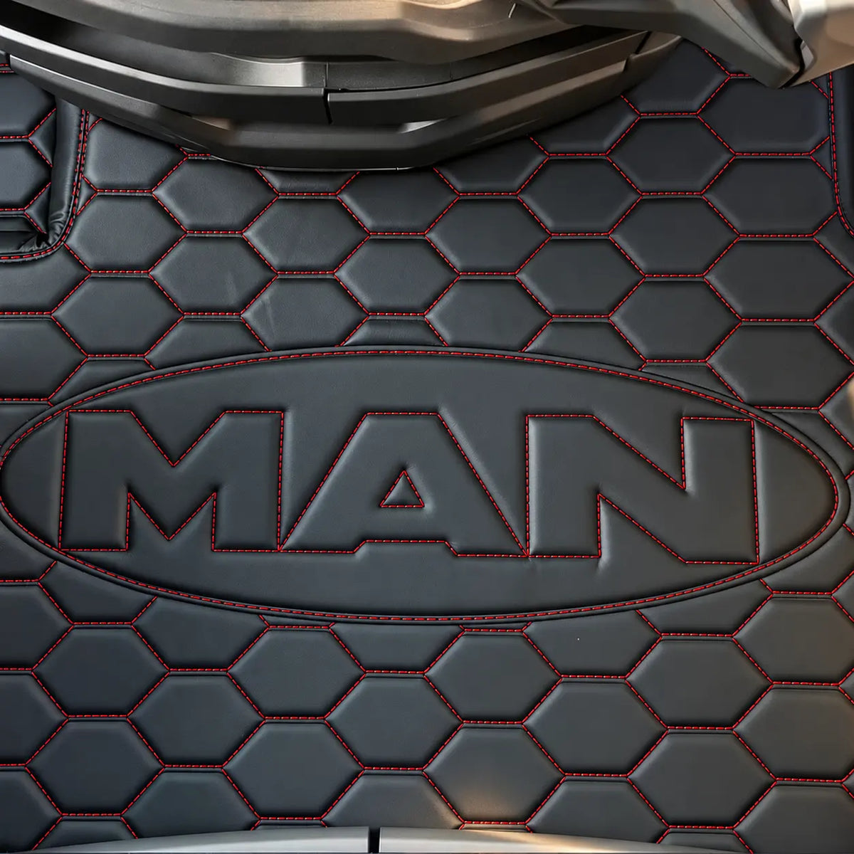 MAN TGX 2021-26 Honeycomb Truck Floor Mats Scania