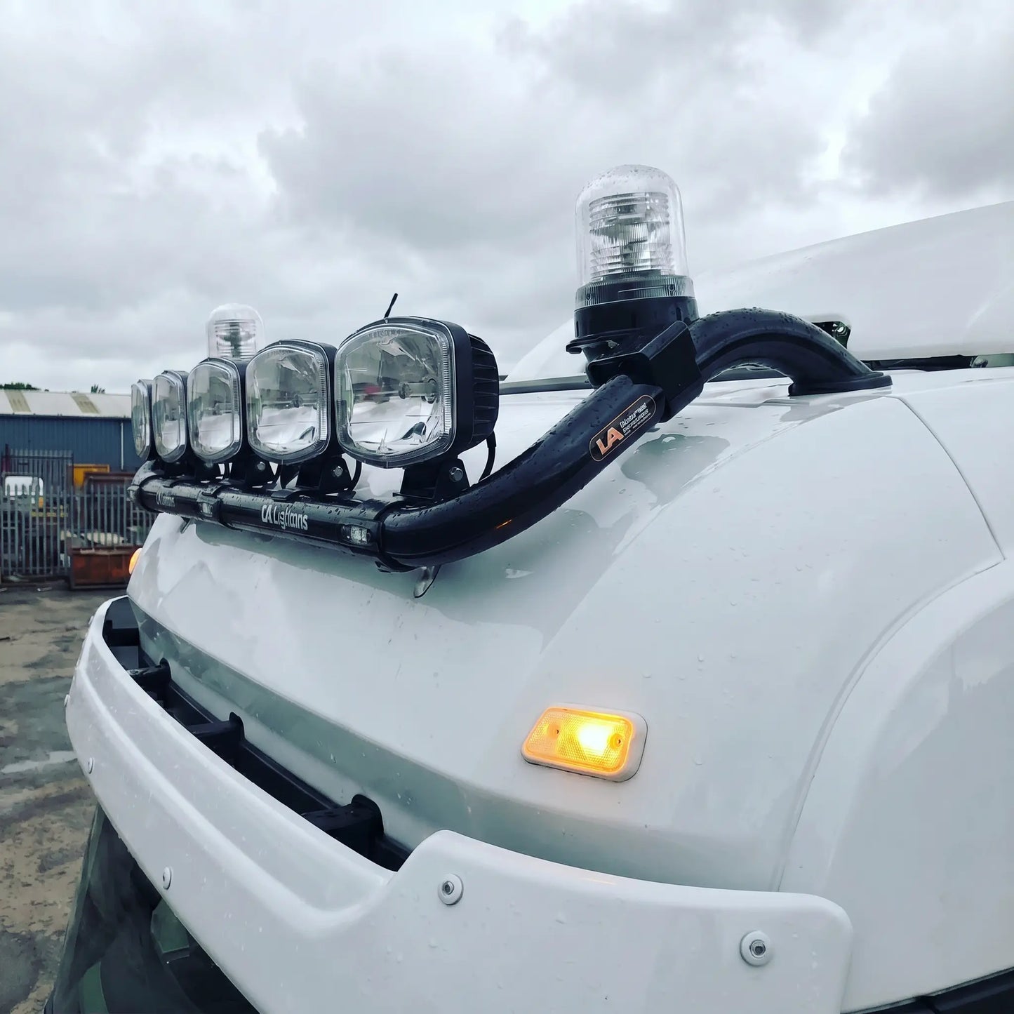 Mercedes Actros MP4 Dual Colour Top Lamp