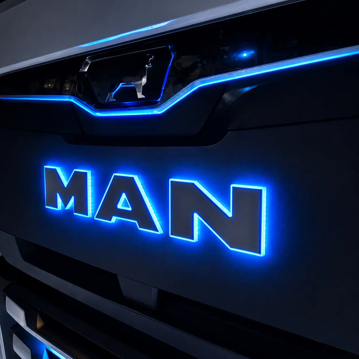 Grille Badge Led Back-Lit MAN TGX MAN