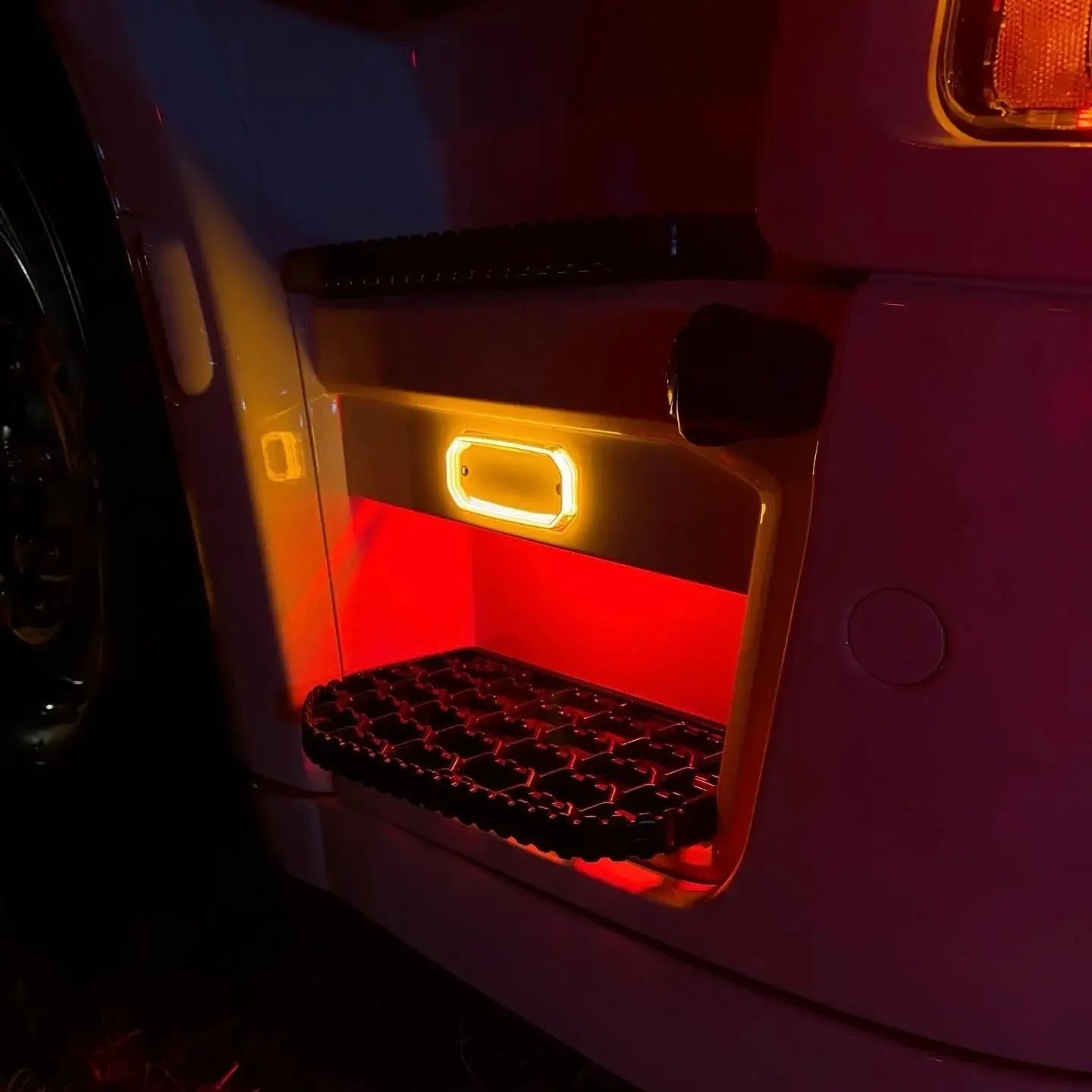 Next Gen Step Infill Light Bars To Suit Strands Scale Marker (Pair Fits Scania)