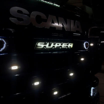 'SUPER' 3D Light badge