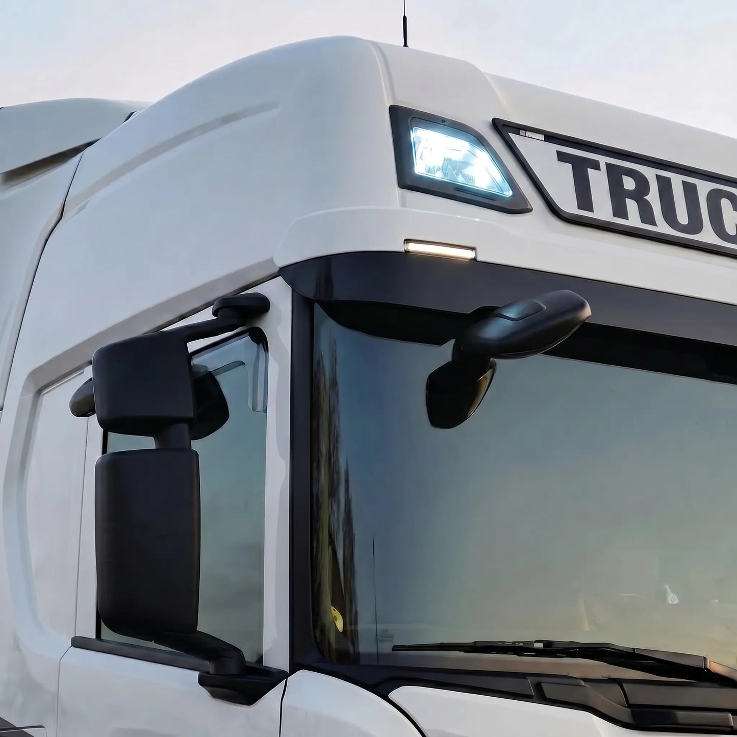 Scania Next-Gen Dual Color Position Lights Top High-Beam (2016-2022)